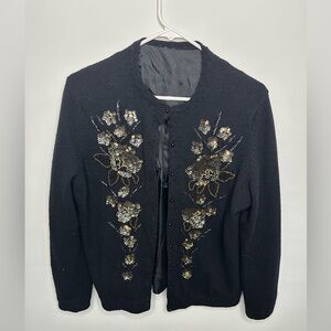 Vintage beaded wool blend sweater. Excellent condition! Size approx Large